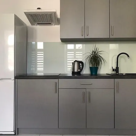 Rents - Stare Parking Gratis *