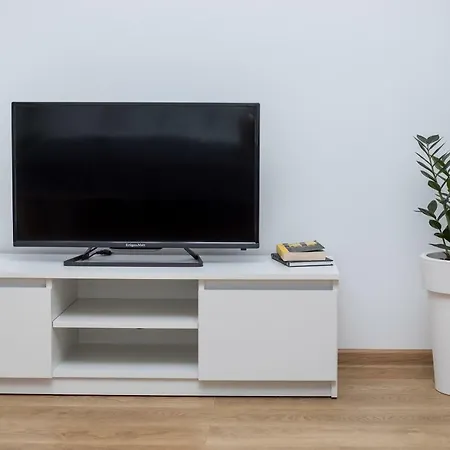 アパート Rents - Stare Parking Gratis ポズナン