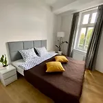 Apartment Rents - Old Town Mostowa Parking Free Poznan