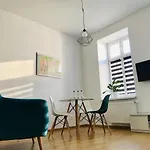 Apartment Rents - Old Town Mostowa Parking Free