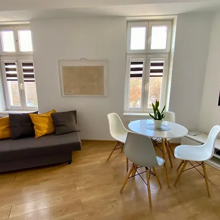 Rents - Stare Parking Gratis *