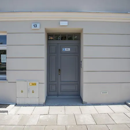 Rents - Stare Parking Gratis * 포즈난