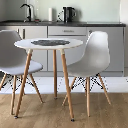 Rents - Stare Parking Gratis Daire