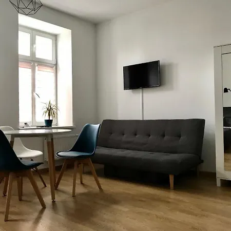 Rents - Stare Parking Gratis 포즈난