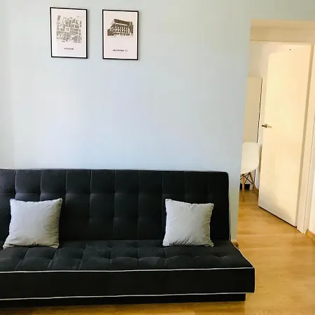 Rents - Stare Parking Gratis * 포즈난