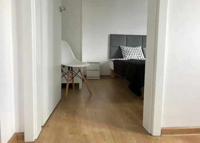 Poznan Rents - Old Town Apartments Mostowa Parking Free פוזנן